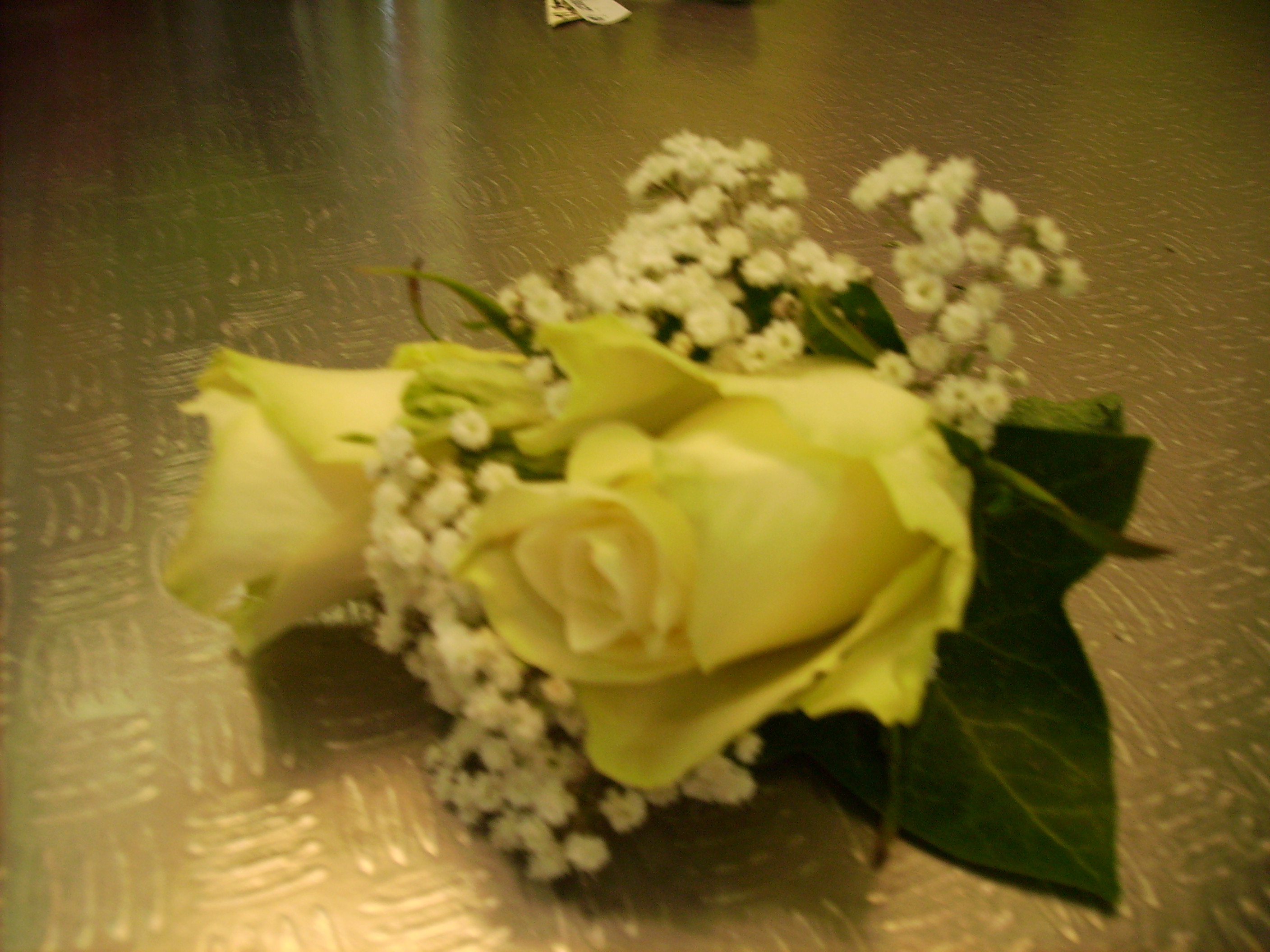 corsage 15a